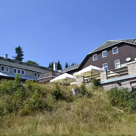 Stutenhaus Schmiedefeld am Rennsteig